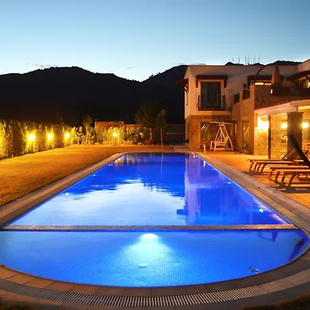 Important Group | Bd410 Luxury 5 Bedroom In Willa